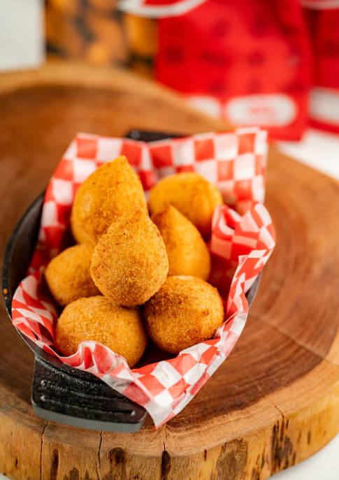 Frittos - Coxinha/ Bolinha de queijo/ Pulled Pork - 450g cada embalagem